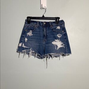 American Eagle Outfitters Blue Distressed Jean Mom Shorts Women’s Size 4